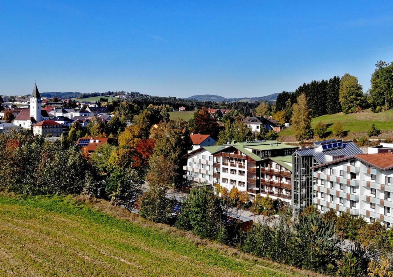 Kurhotel Bad Zell Екстериор снимка